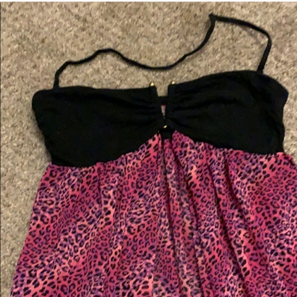 Pink leopard print beach bongo cover up - Picture 2 of 5